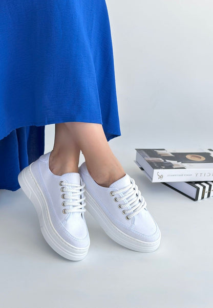 Carin Beyaz Keten Bağcıklı Spor Ayakkabı