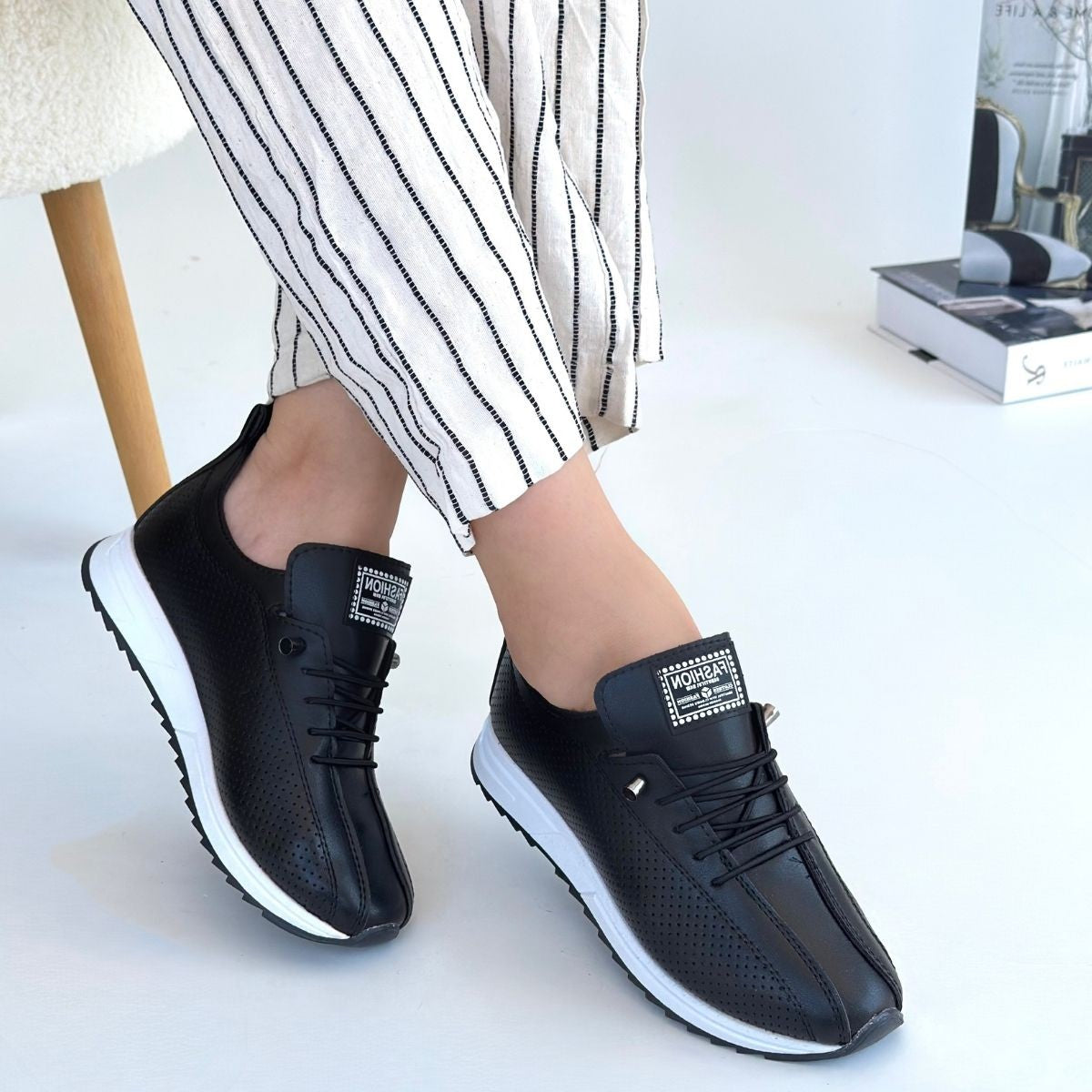 Fiert Siyah Cilt Bağcıklı Spor Ayakkabı