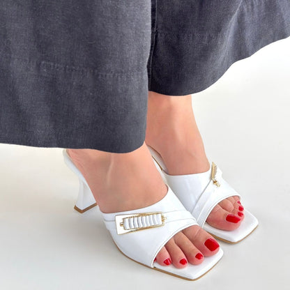 Sief Beyaz Rugan Topuklu Terlik