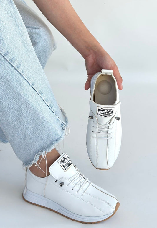 Monya Beyaz Cilt Bağcıklı Spor Ayakkabı