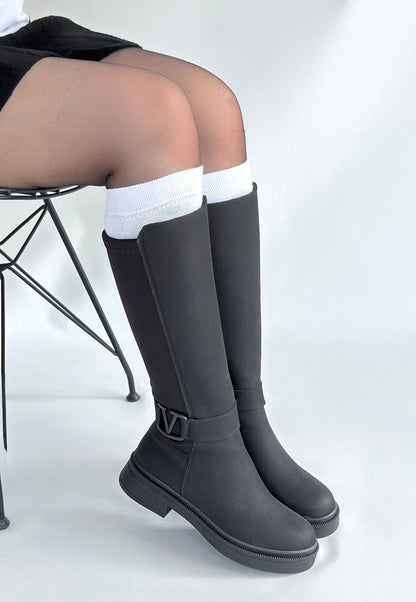 Diona Siyah Nubuk Çizme